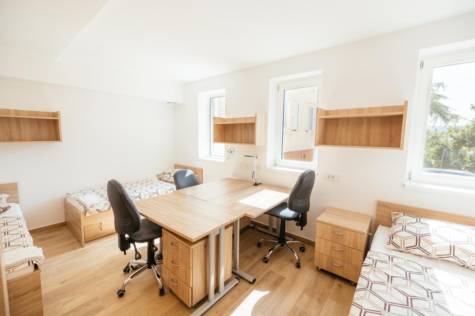 Prenocisca Prisoje Hostel Koper Luaran gambar