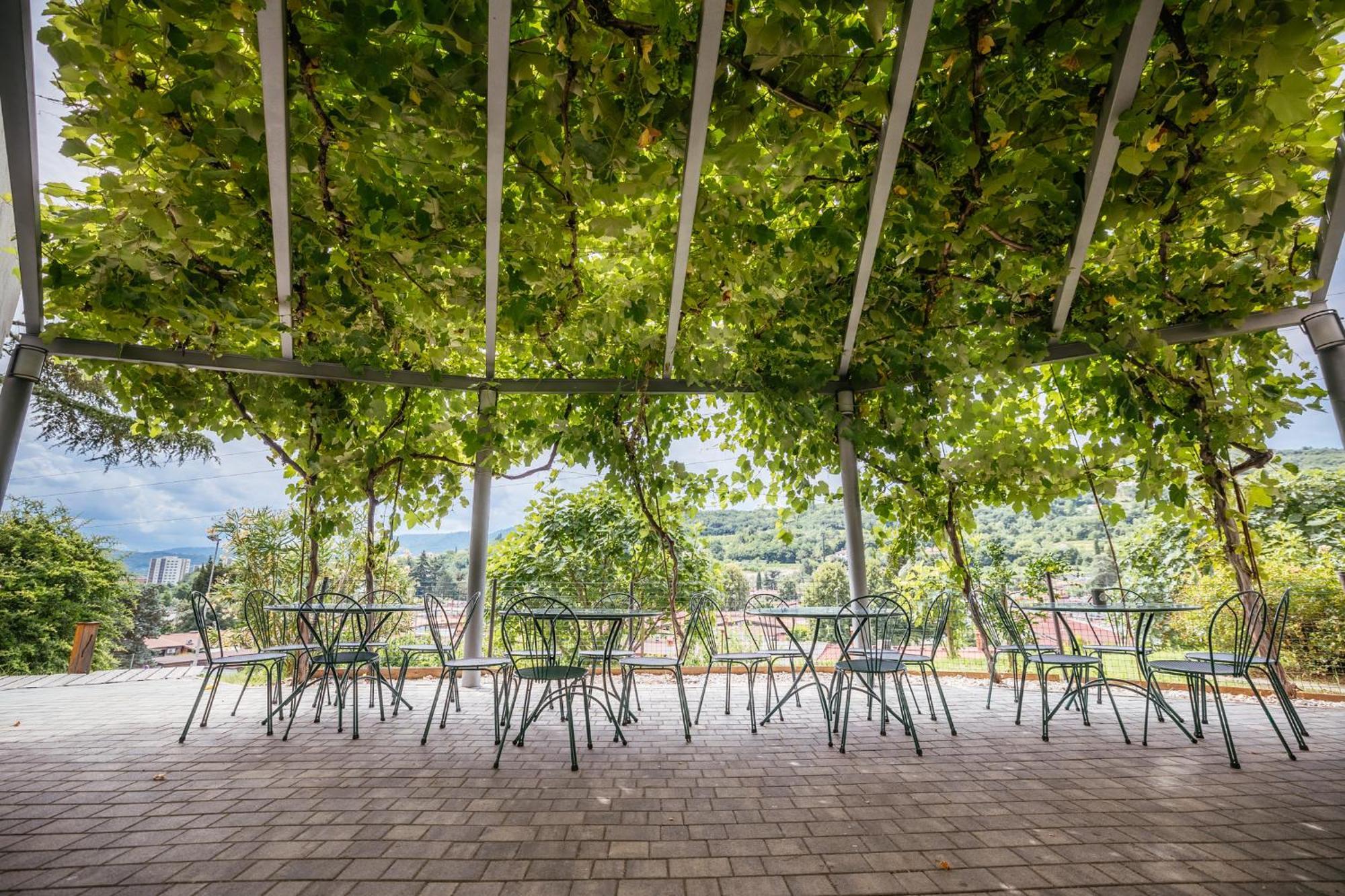 Prenocisca Prisoje Hostel Koper Luaran gambar